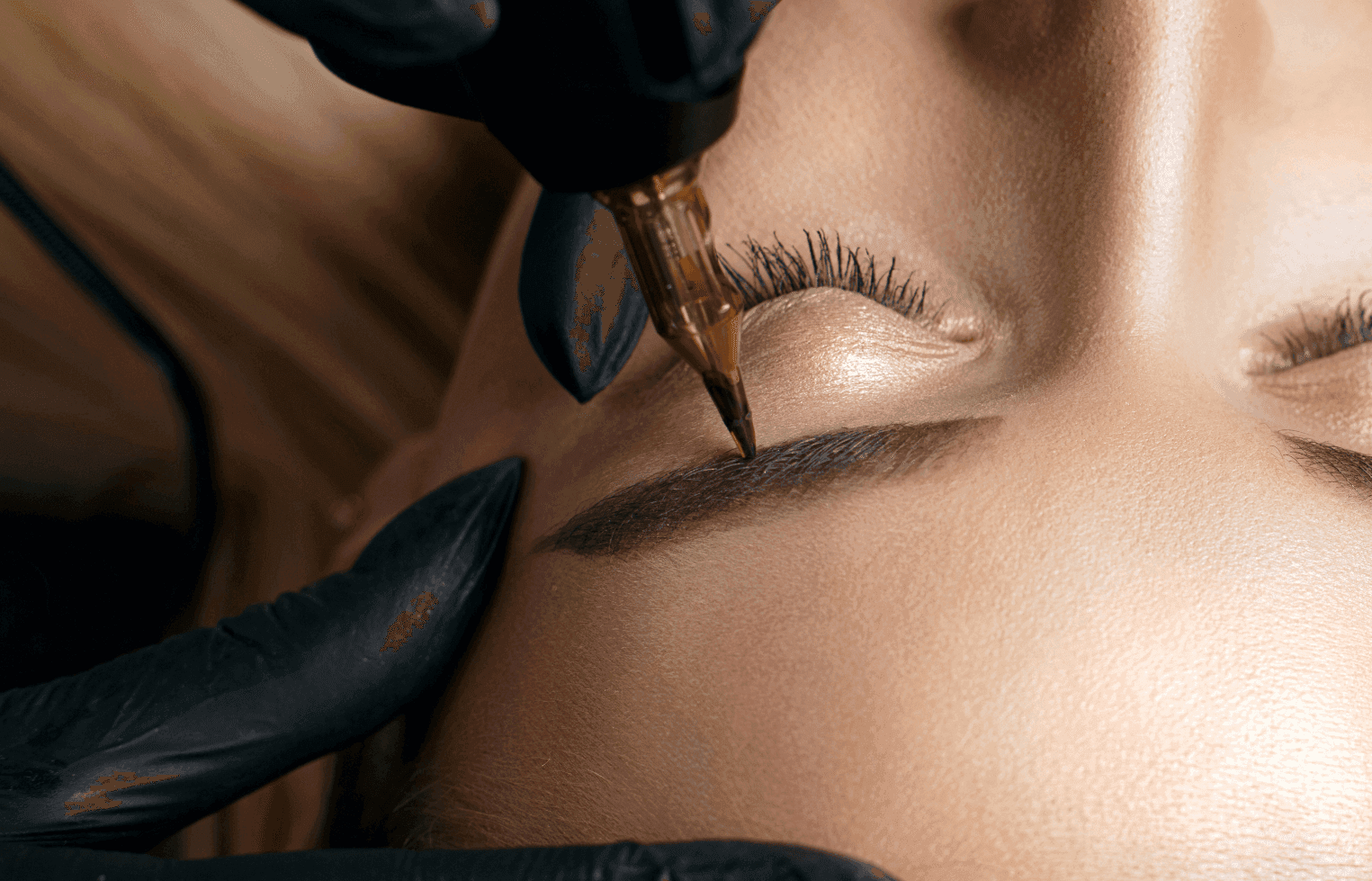 為什麼霧眉看起來自然？關鍵不是顏色，而是設計邏輯